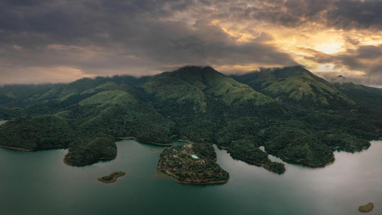 Mountain Shadows Resort Wayanad Exterior photo
